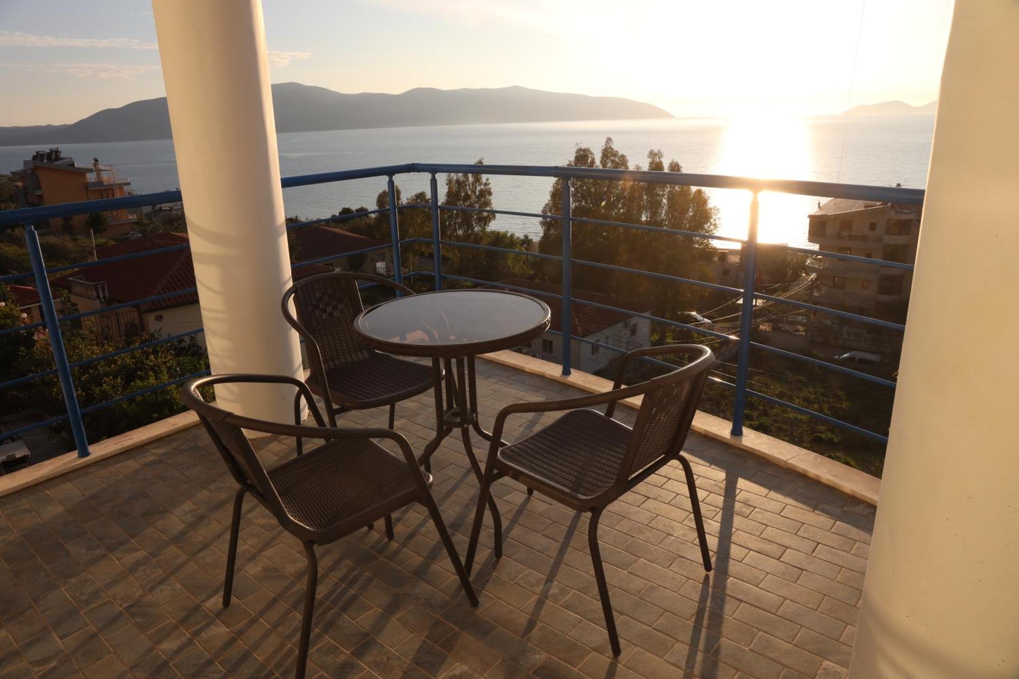 Jico Travel - Villa Colombo Vlore Phòng bức ảnh